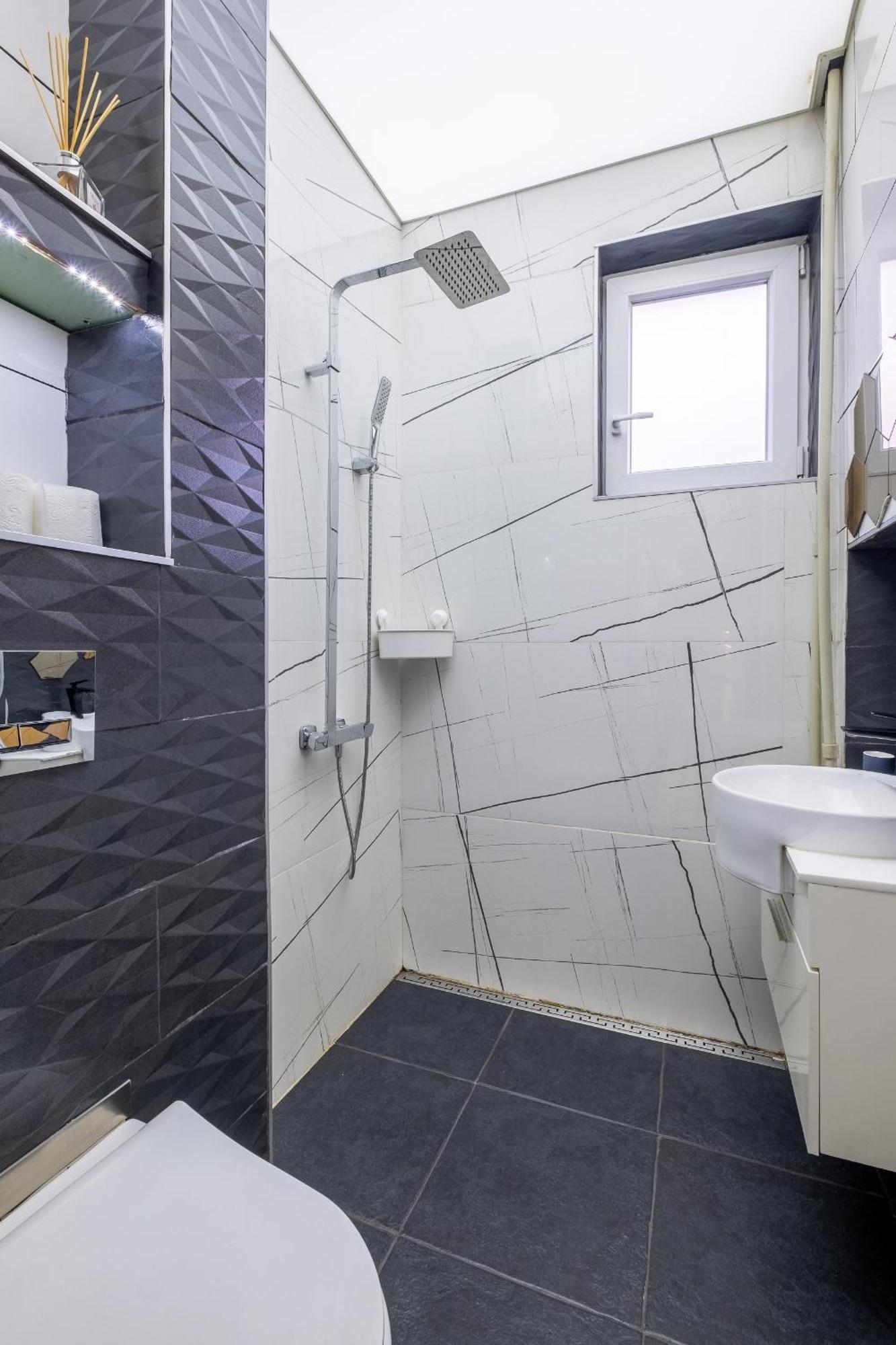 Modern , Spacious 2Br Apartment In Top Center Sofia Ngoại thất bức ảnh